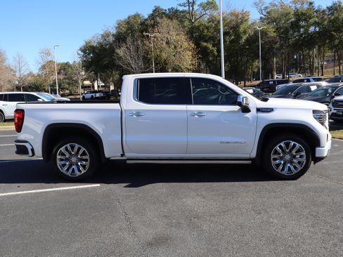Used 2025 GMC Sierra 1500 Denali w/ Denali Reserve Package image 10