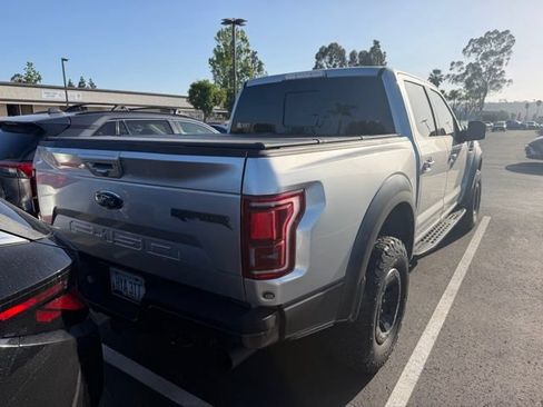 Used 2018 Ford F150 Raptor w/ Equipment Group 802A Luxury AWD/4WD image 3