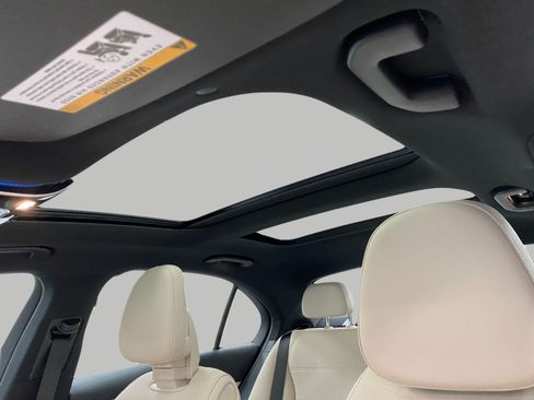 Certified 2026 Mercedes-Benz C 300 4MATIC Sedan image 30