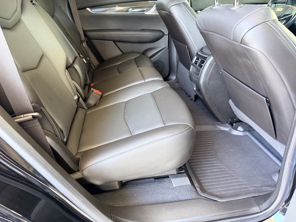 Used 2023 Cadillac XT5 Sportv w/ Technology Package AWD/4WD image 39