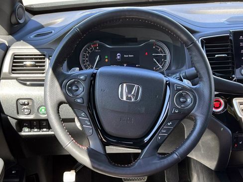 Certified 2023 Honda Ridgeline Black Edition image 14