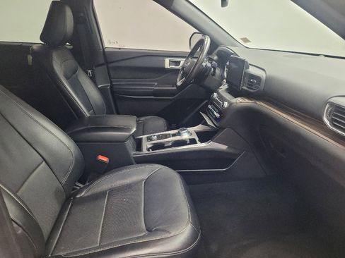Used 2020 Ford Explorer Limited image 21
