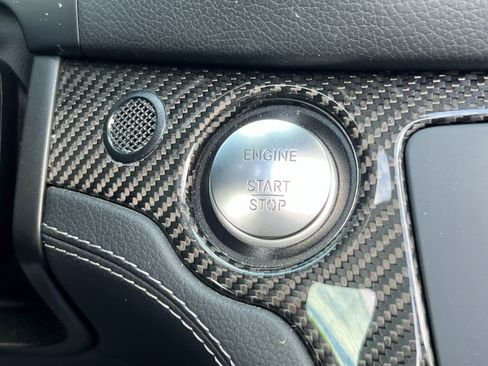 Used 2016 Mercedes-Benz SL 63 AMG image 18