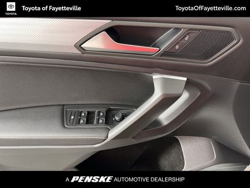 Used 2022 Volkswagen Tiguan S image 25