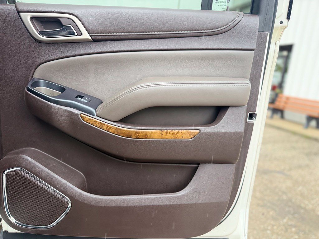 Used 2015 GMC Yukon XL Denali w/ Premium Package RWD image 22