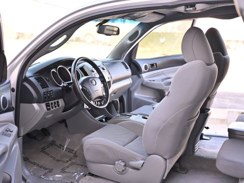 Used 2010 Toyota Tacoma 4x4 Access Cab V6 image 34
