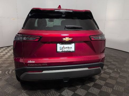 New 2026 Chevrolet Equinox LT w/ Convenience Package II image 5