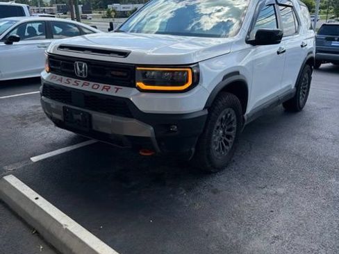 Used 2026 Honda Passport TrailSport image 1