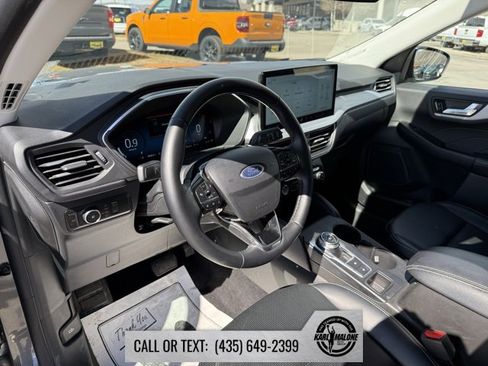 Used 2025 Ford Escape Platinum image 15