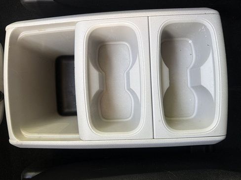 Used 2013 Dodge Grand Caravan SXT FWD image 33