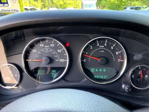 Used 2018 Jeep Wrangler Sport AWD/4WD image 22