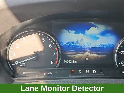 Used 2023 Ford Explorer Limited w/ Limited Technology Package RWD image 10
