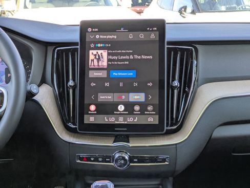 New 2026 Volvo XC60 B5 Core AWD/4WD image 20