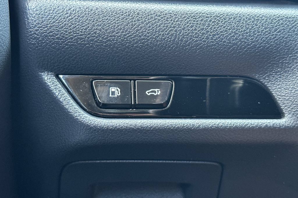 Used 2025 Lexus NX 350h AWD w/ Accessory Package (2T) image 32