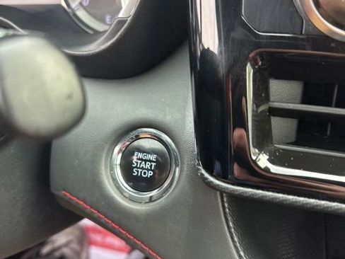 Used 2022 Toyota Highlander XSE image 37