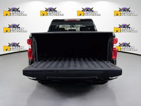 Used 2021 Chevrolet Silverado 1500 Custom Trail Boss AWD/4WD image 25
