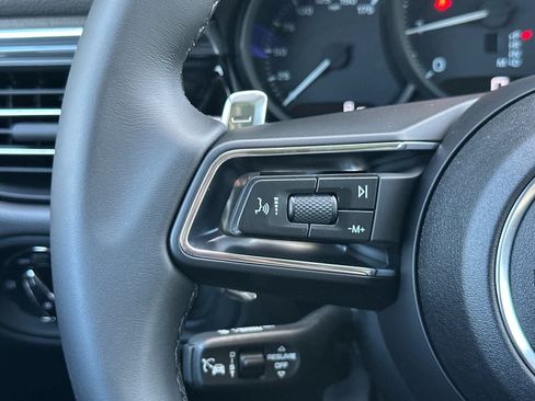New 2026 Porsche Macan AWD/4WD image 27