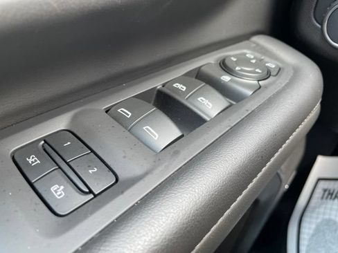 Used 2024 Chevrolet Tahoe LT AWD/4WD image 13