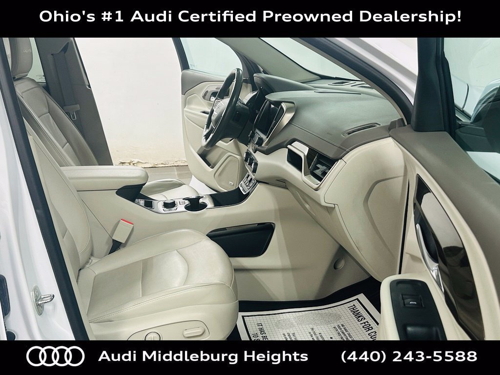 Used 2020 GMC Terrain Denali w/ Denali Premium Package AWD/4WD image 9