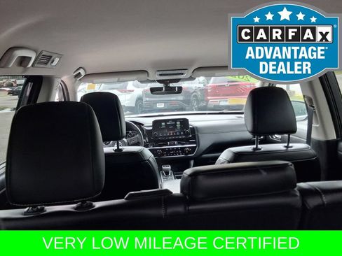 Certified 2024 Nissan Pathfinder SL AWD/4WD image 11