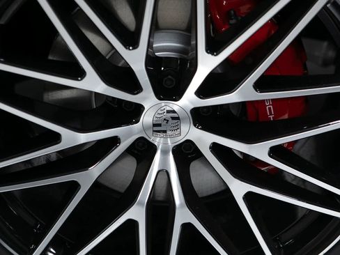 New 2026 Porsche Macan S AWD/4WD image 17