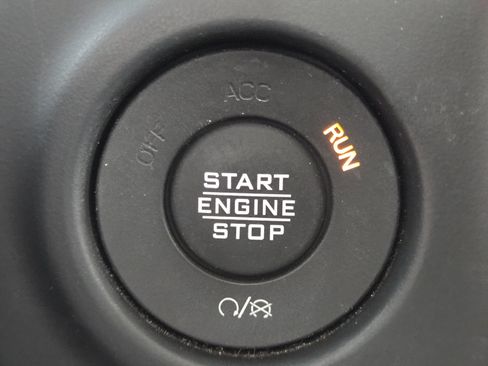 Used 2021 Jeep Gladiator Rubicon AWD/4WD image 14