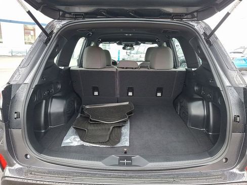 Certified 2025 Subaru Forester image 31