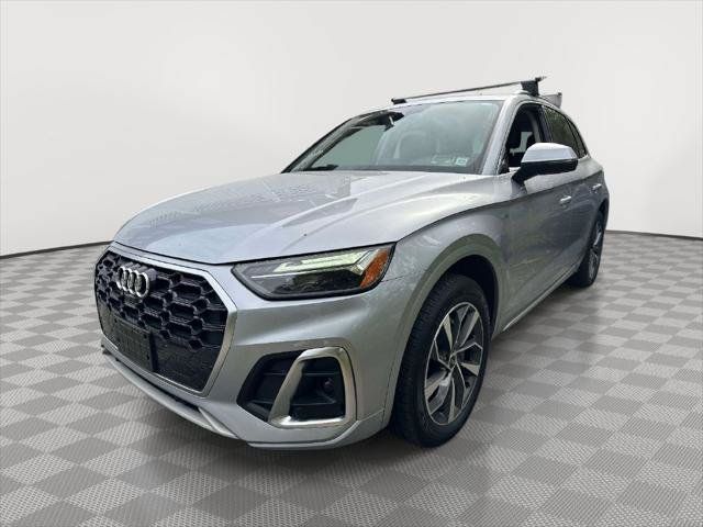 Used 2022 Audi Q5 2.0T Premium Plus w/ Premium Plus Package AWD/4WD image 6