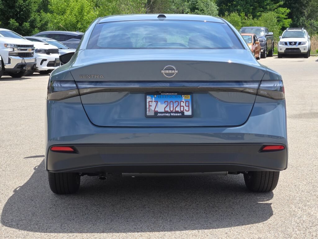 Used 2026 Nissan Sentra SV w/ SV Convenience Package FWD image 11