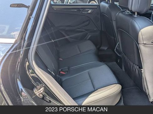 Used 2023 Porsche Macan AWD/4WD image 27
