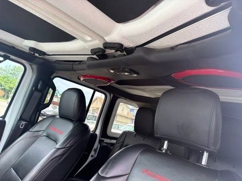 Used 2020 Jeep Wrangler Unlimited Rubicon AWD/4WD image 29