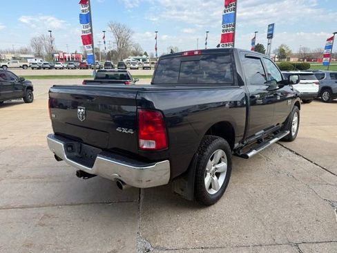 Used 2018 RAM 1500 Classic SLT w/ SLT Plus D￩cor Group AWD/4WD image 5