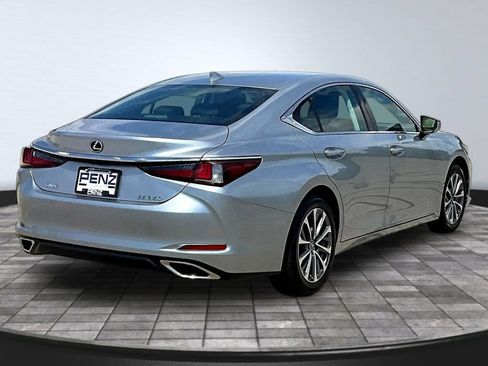Used 2023 Lexus ES 350 w/ ES 350 Ultra Luxury Package FWD image 7