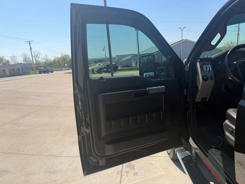 Used 2015 Ford F350 Lariat w/ Lariat Ultimate Package AWD/4WD image 13