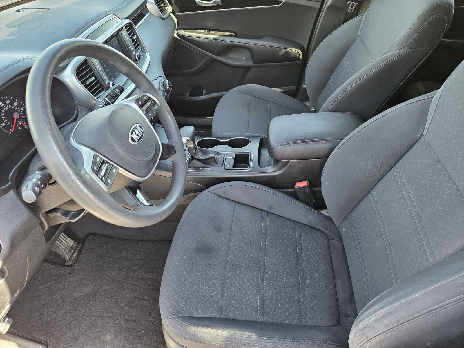 Used 2020 Kia Sorento FWD V6 image 11