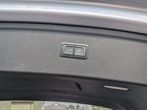 Used 2022 Audi Q5 2.0T Premium Plus AWD/4WD image 22