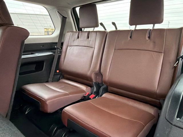 Used 2015 Toyota 4Runner Limited AWD/4WD image 39