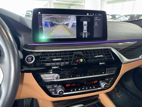 Used 2023 BMW 540i w/ M Sport Package RWD image 27