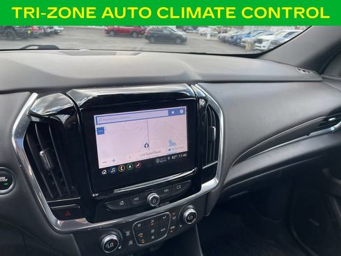 Used 2023 Chevrolet Traverse LT w/ LT Premium Package AWD/4WD image 19