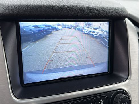 Used 2020 GMC Yukon SLT image 22