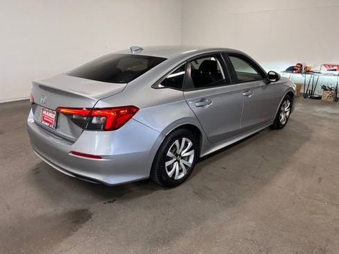 Used 2022 Honda Civic LX image 5