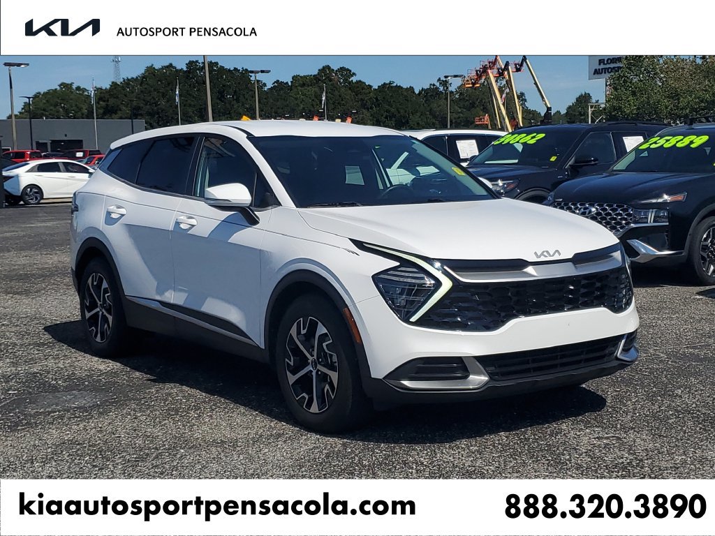 Used 2025 Kia Sportage EX FWD image 1