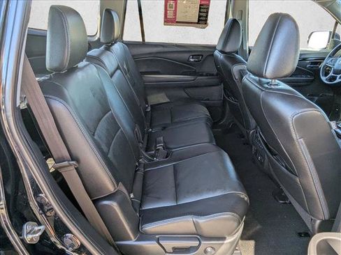 Used 2019 Honda Pilot Touring image 21
