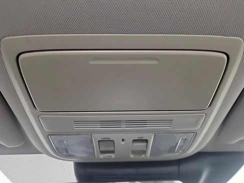 Certified 2019 Honda Accord EX-L image 31