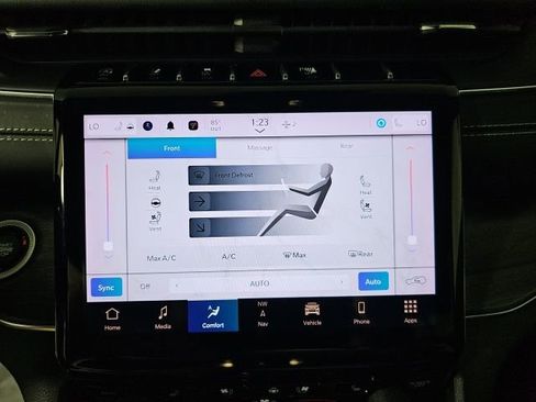 Certified 2023 Jeep Grand Cherokee Overland w/ Luxury Tech Group IV image 23