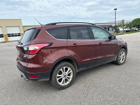 Used 2018 Ford Escape SE AWD/4WD image 10