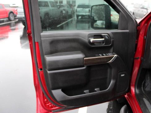 Used 2022 Chevrolet Silverado 1500 RST image 27