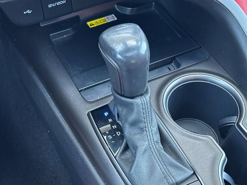Used 2022 Toyota Camry XSE FWD image 20