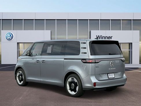 New 2025 Volkswagen ID. Buzz Pro S image 7