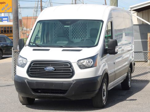 Used 2019 Ford Transit 150 148 Medium Roof image 3